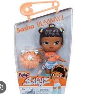 XOXO Runwayz Babyz Doll - Orange and Blue